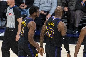 358740