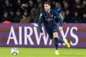 421225